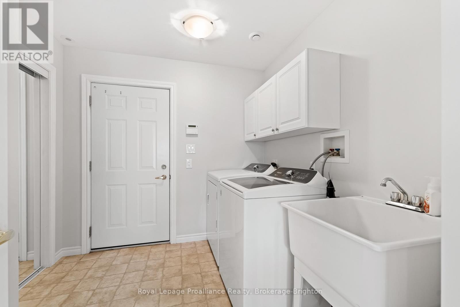 












4 BIRCH COURT

,
Brighton,




Ontario
K0K1H0

