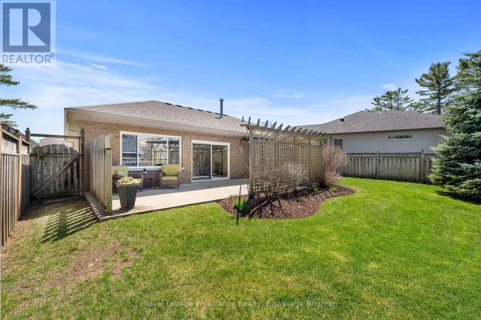 












4 BIRCH COURT

,
Brighton,




Ontario
K0K1H0

