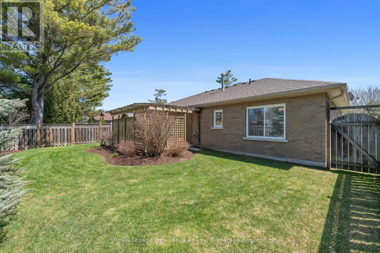 












4 BIRCH COURT

,
Brighton,




Ontario
K0K1H0

