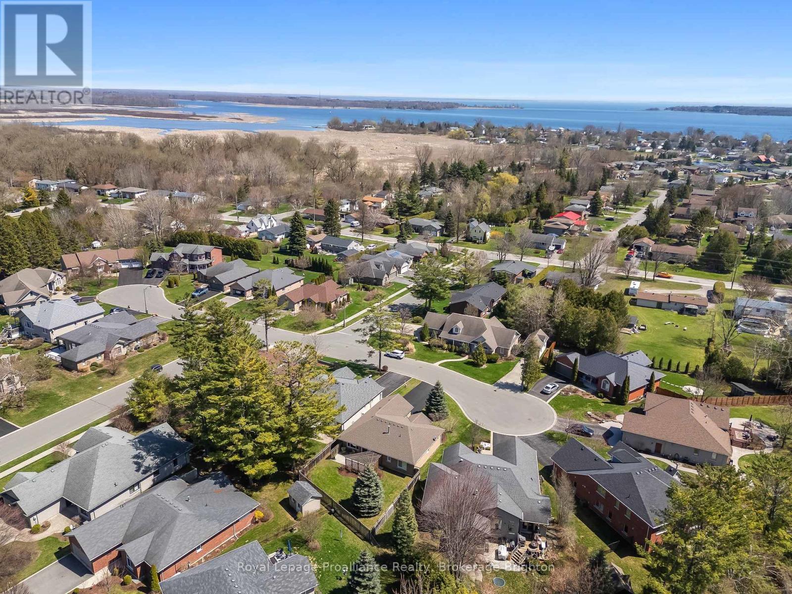 












4 BIRCH COURT

,
Brighton,




Ontario
K0K1H0

