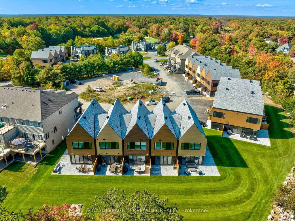 









35


Rockmount

Crescent,
Gravenhurst,




ON
P1P 0A6

