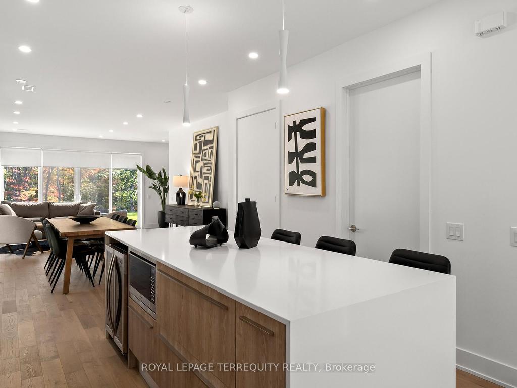 









35


Rockmount

Crescent,
Gravenhurst,




ON
P1P 0A6

