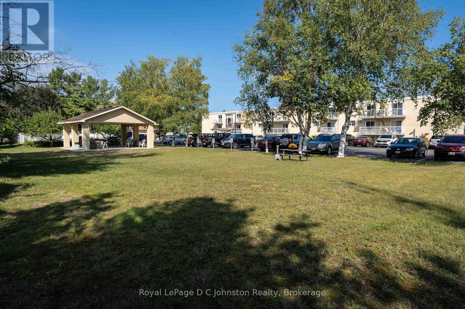 












307 - 229 ADELAIDE STREET

,
Saugeen Shores,




Ontario
N0H2L0

