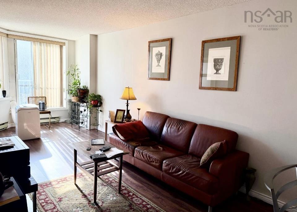 












208 1326 LOWER WATER Street

,
Halifax,




NS
B3J 3R3

