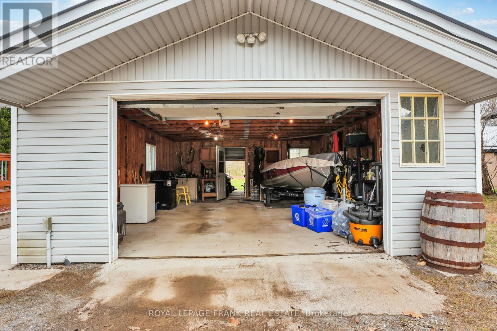 












163 PAUDASH SCHOOL ROAD

,
Faraday,




Ontario
K0L1C0

