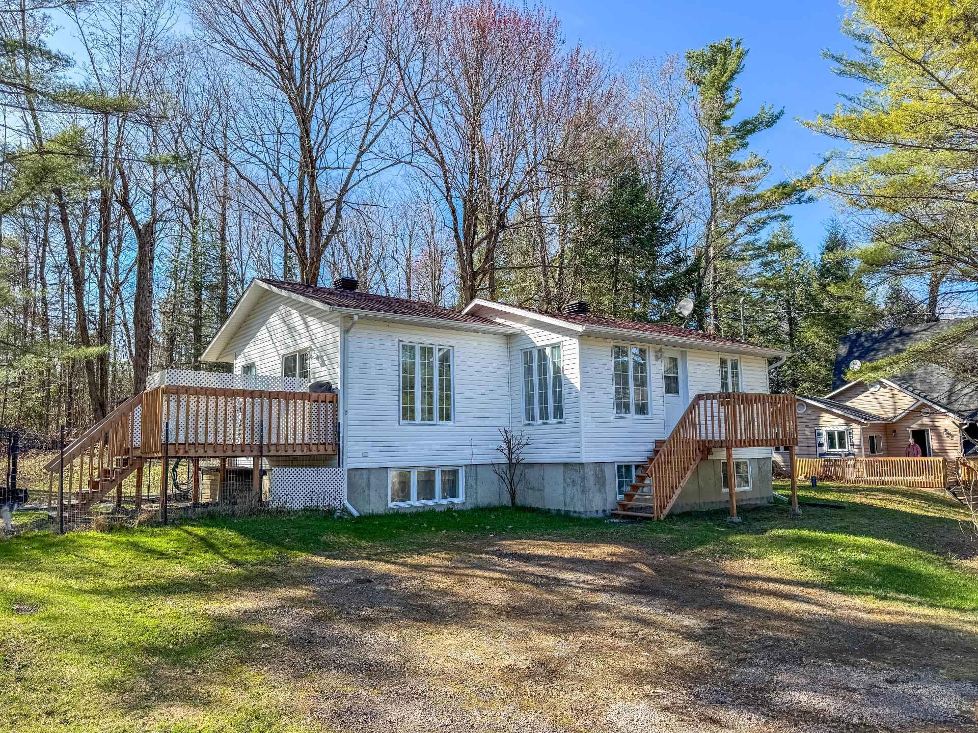 









128


Ch. Danis

,
Grenville-sur-la-Rouge,




QC
J0V1B0

