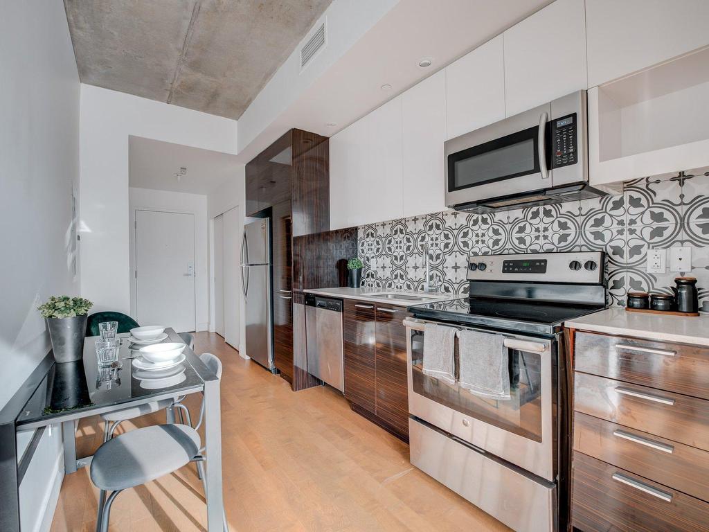 









888


Rue Wellington

, 506,
Montréal (Ville-Marie),




QC
H3C0N1


