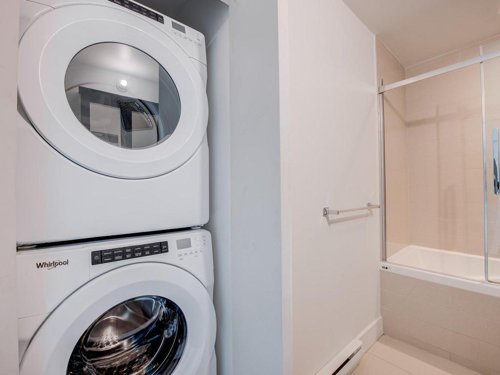 









888


Rue Wellington

, 506,
Montréal (Ville-Marie),




QC
H3C0N1

