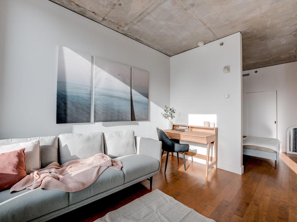 









888


Rue Wellington

, 506,
Montréal (Ville-Marie),




QC
H3C0N1


