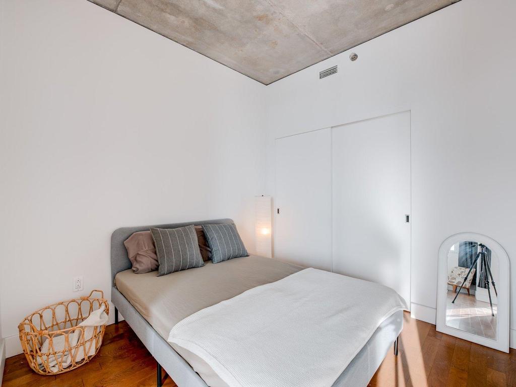 









888


Rue Wellington

, 506,
Montréal (Ville-Marie),




QC
H3C0N1

