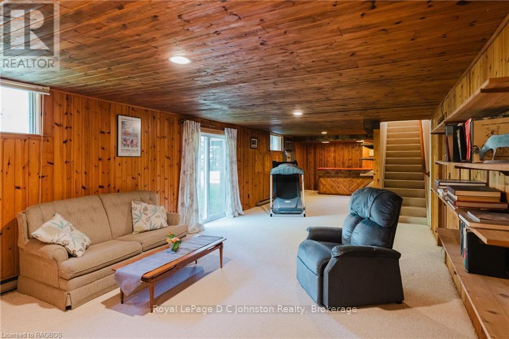 












7199 HIGHWAY 21 HIGHWAY

,
South Bruce Peninsula,







Ontario
N0H1A0

