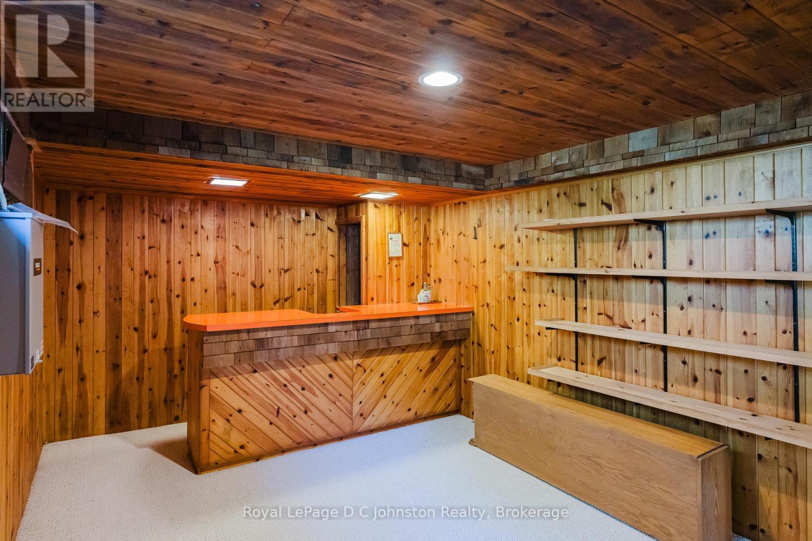 












7199 HIGHWAY 21 HIGHWAY

,
South Bruce Peninsula,







Ontario
N0H1A0

