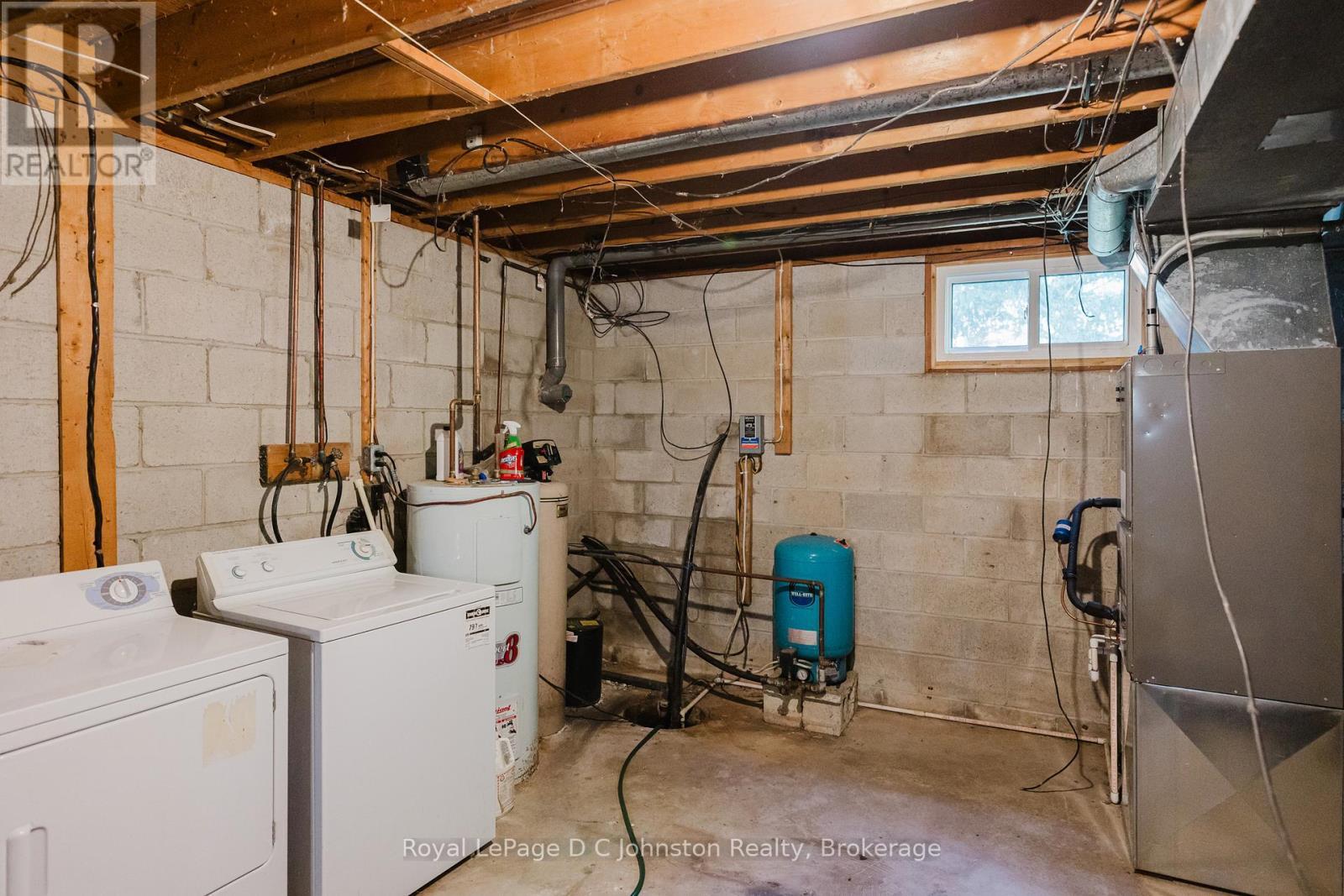 












7199 HIGHWAY 21 HIGHWAY

,
South Bruce Peninsula,







Ontario
N0H1A0

