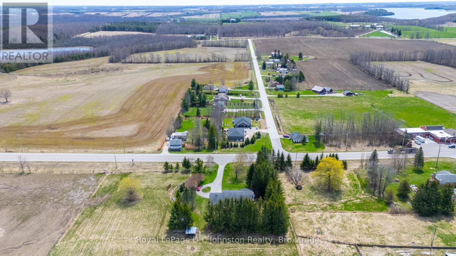 












7199 HIGHWAY 21 HIGHWAY

,
South Bruce Peninsula,







Ontario
N0H1A0

