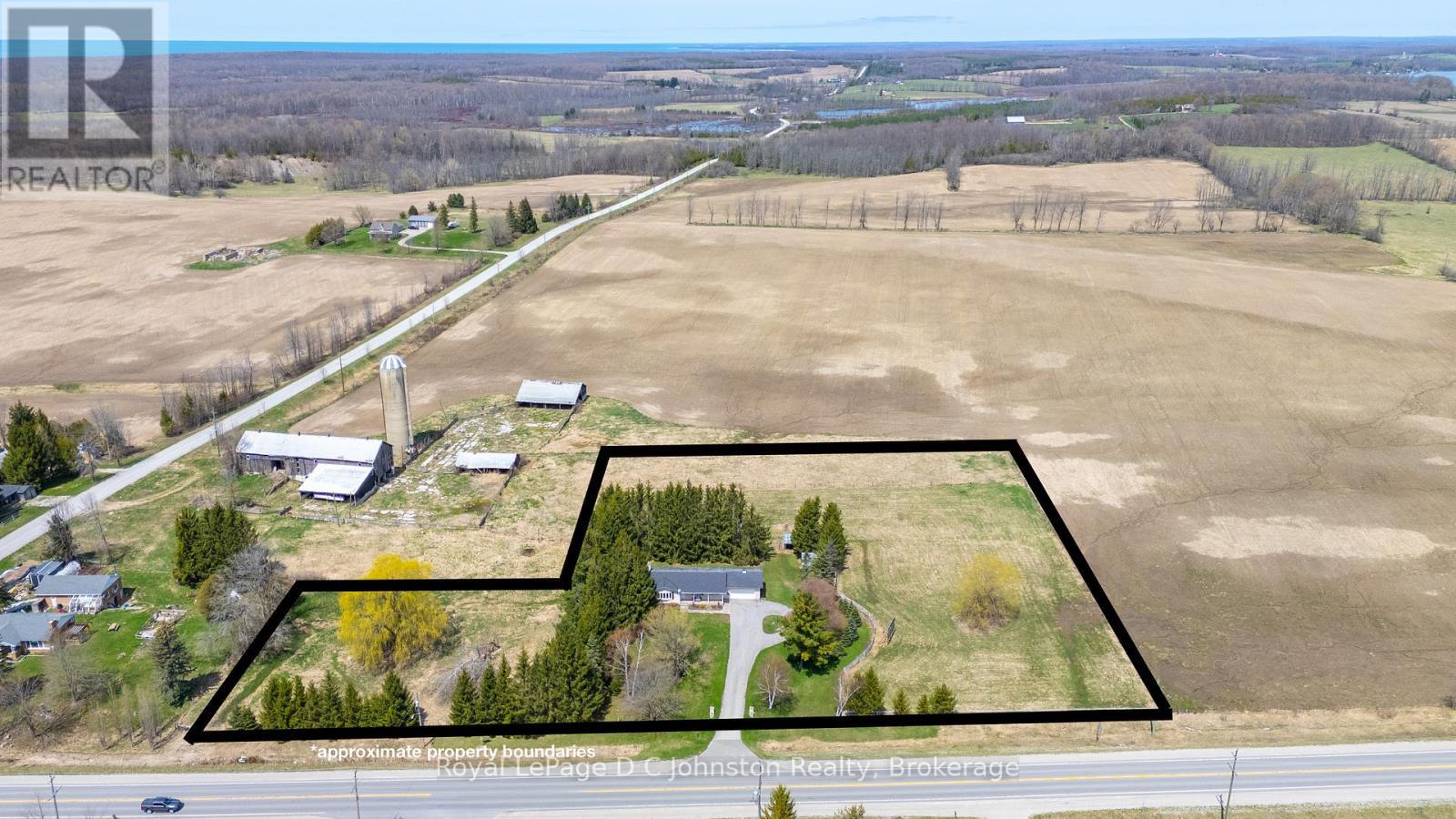 












7199 HIGHWAY 21 HIGHWAY

,
South Bruce Peninsula,







Ontario
N0H1A0

