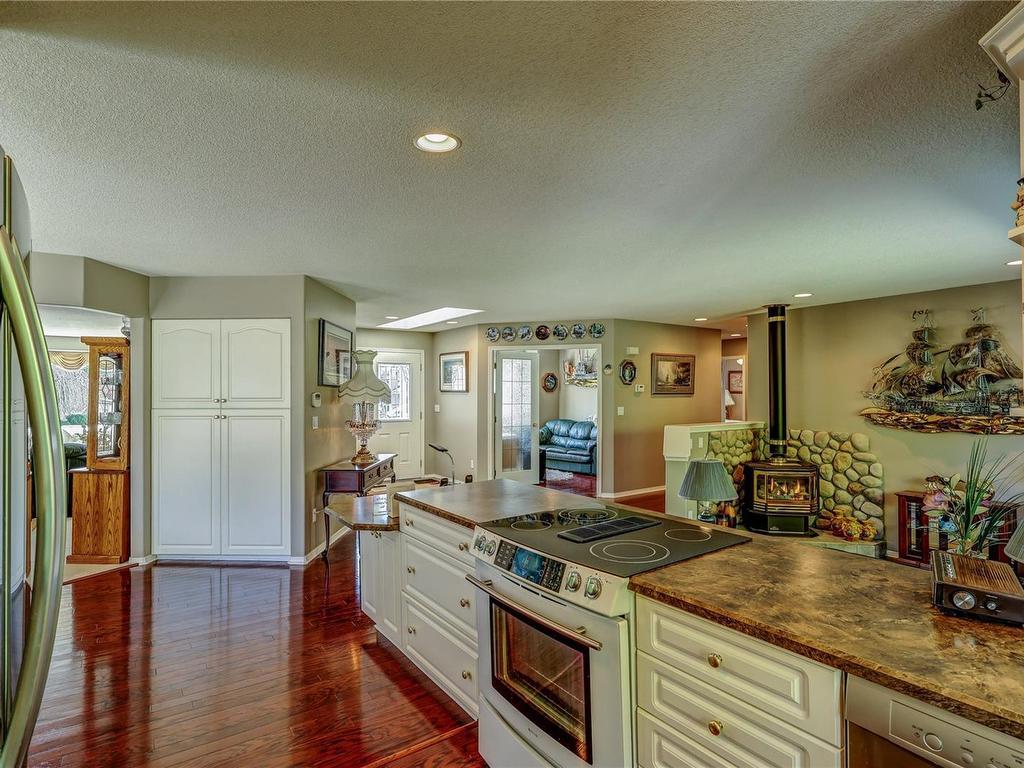 









2377


Westhill

Pl,
Nanaimo,




BC
V9R 6M9

