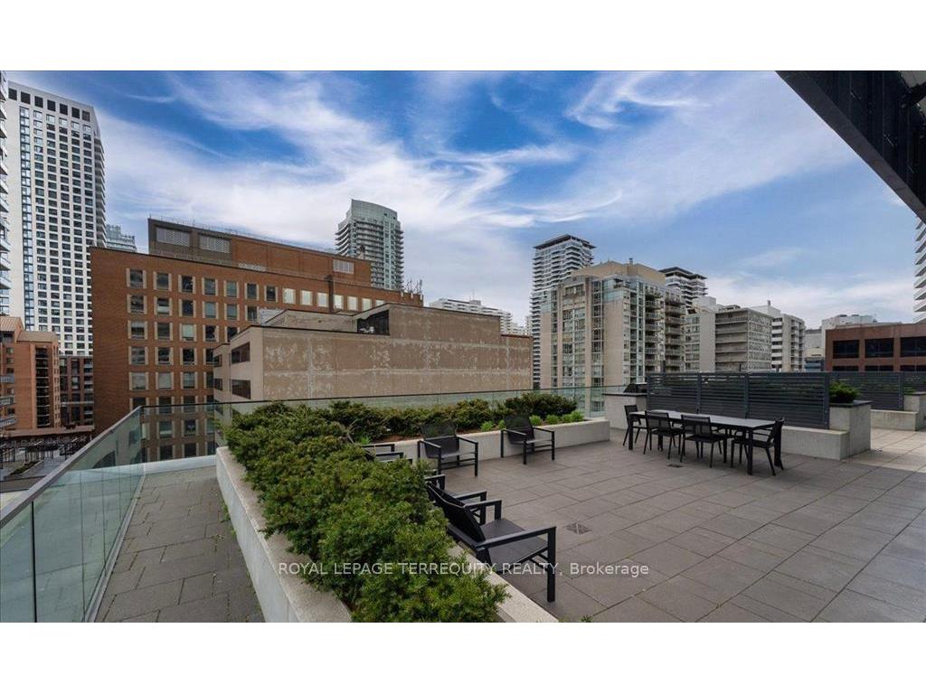 









8


Eglinton

Avenue East, 3706,
Toronto,




ON
M4P 0C1

