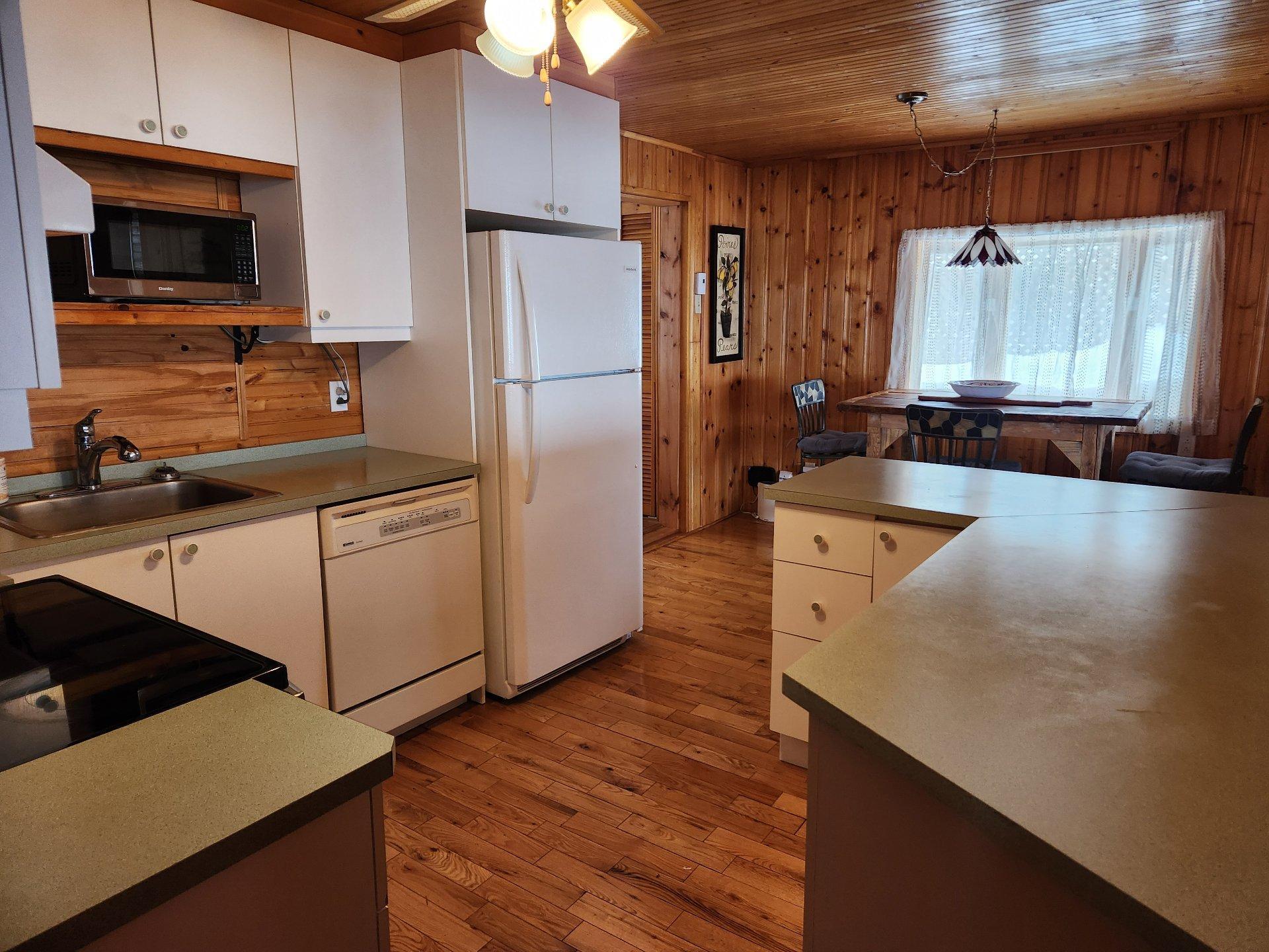 









62


Ch. Lakeview

,
Saint-Adolphe-d'Howard,




QC
J0T2B0

