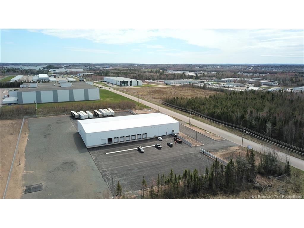 









825


Frenette

,
Moncton,




NB
E1H 2J4

