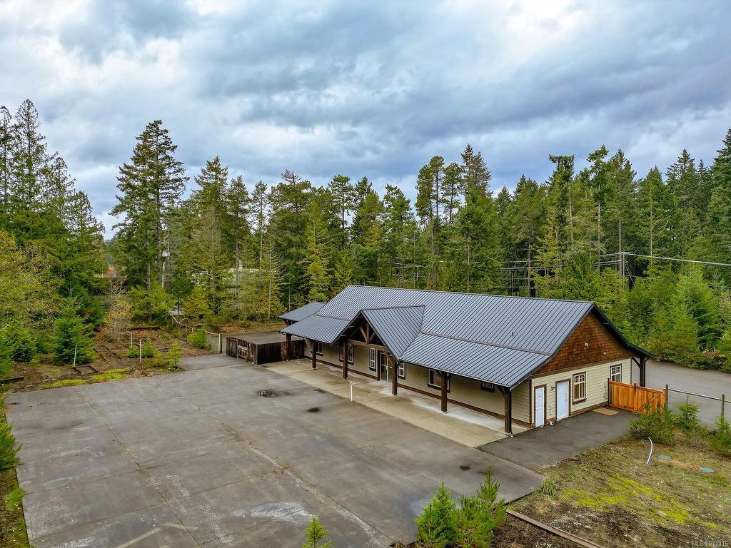 









230


Rupert

Rd East,
Qualicum Beach,




BC
V9K 1R3

