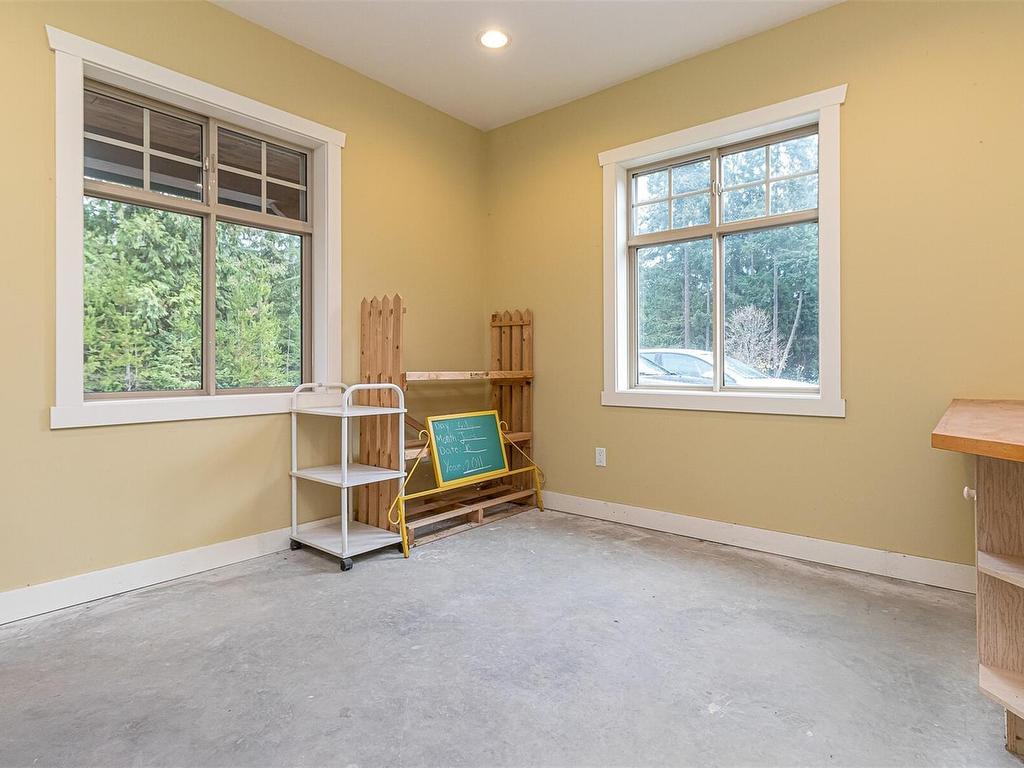 









230


Rupert

Rd East,
Qualicum Beach,




BC
V9K 1R3

