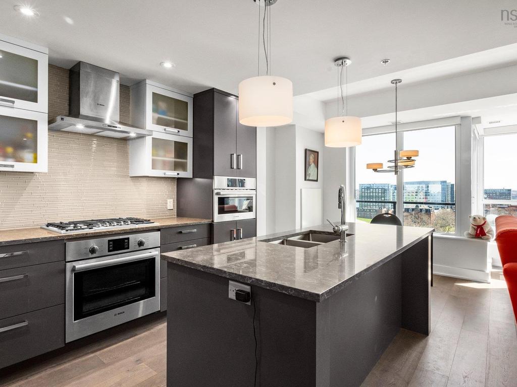 












1005 1585 South Park Street

,
Halifax,




NS
B3J 0H8

