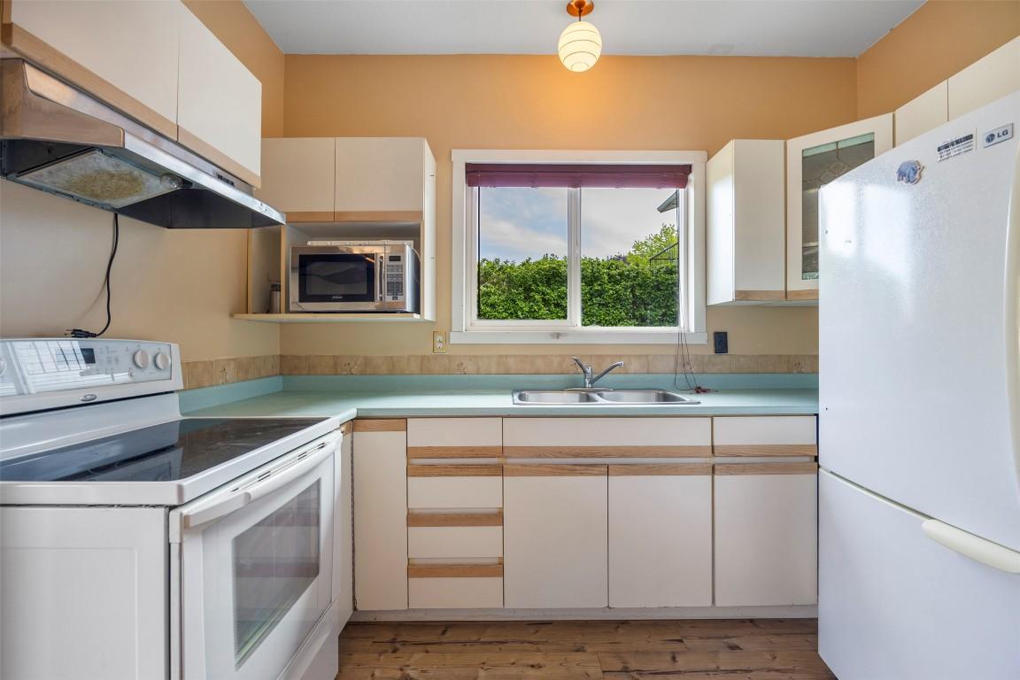 









6300


FURRER

Road,
Kamloops,




BC
V2C 4V6


