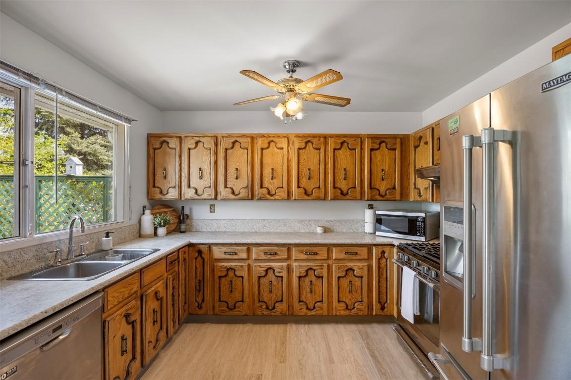









6300


FURRER

Road,
Kamloops,




BC
V2C 4V6

