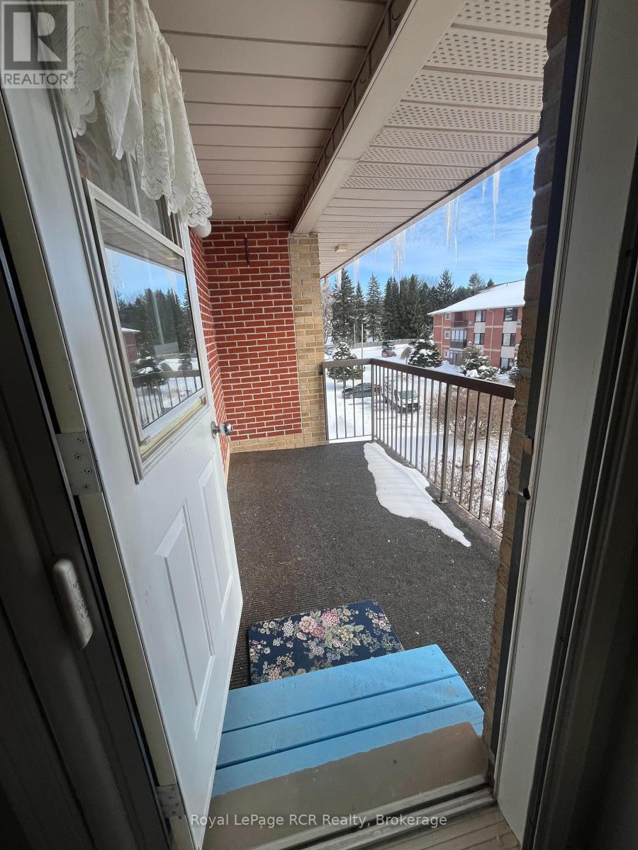 












301 - 460 DURHAM STREET W

,
Wellington North (Mount Forest),




Ontario
N0G2L1

