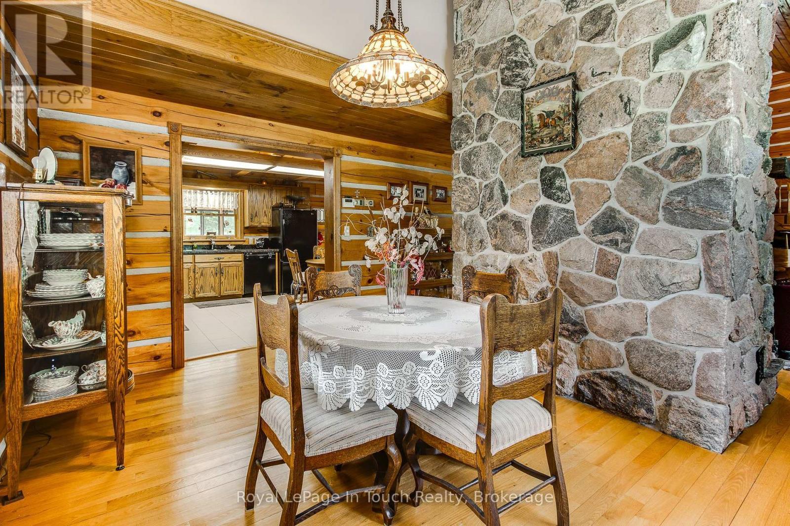 












335 MURRAY ROAD

,
Penetanguishene,




Ontario
L9M2H8

