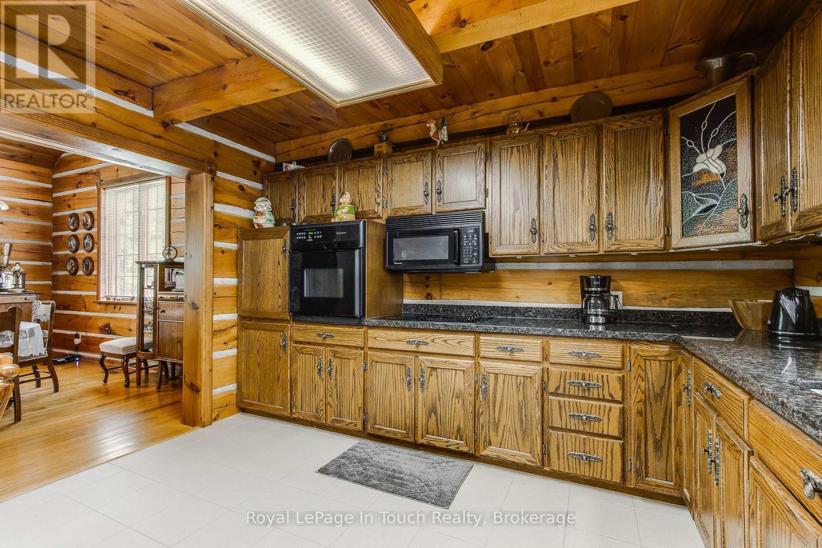 












335 MURRAY ROAD

,
Penetanguishene,




Ontario
L9M2H8

