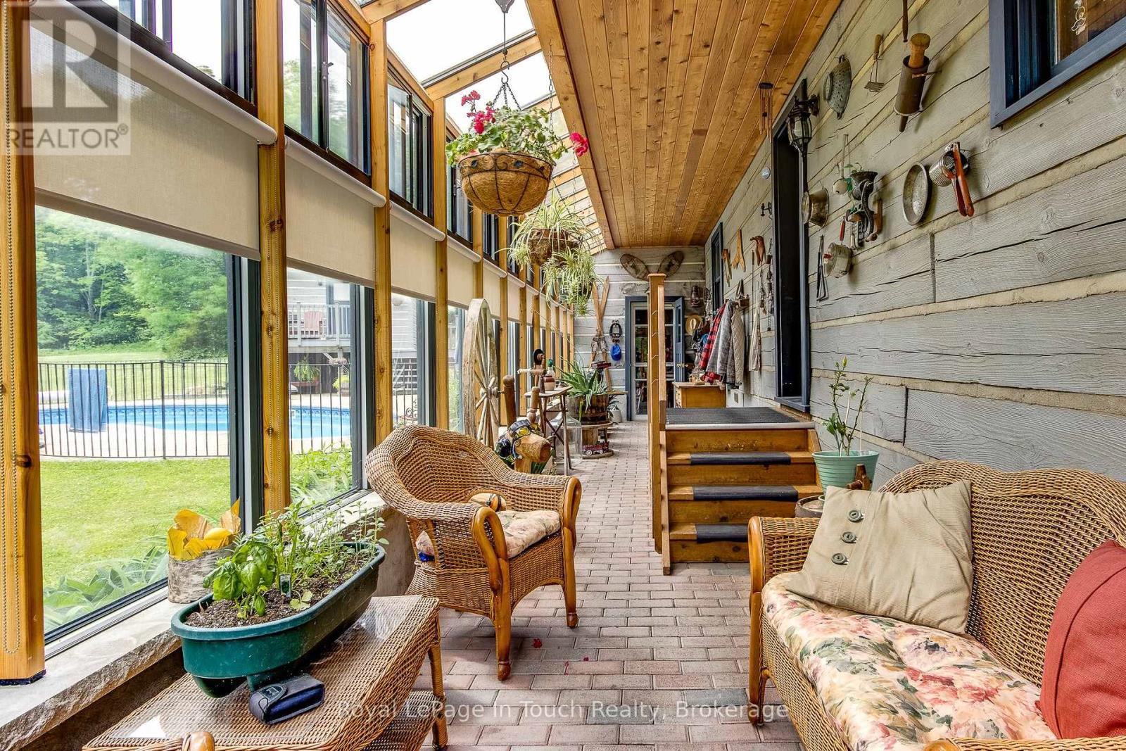 












335 MURRAY ROAD

,
Penetanguishene,




Ontario
L9M2H8

