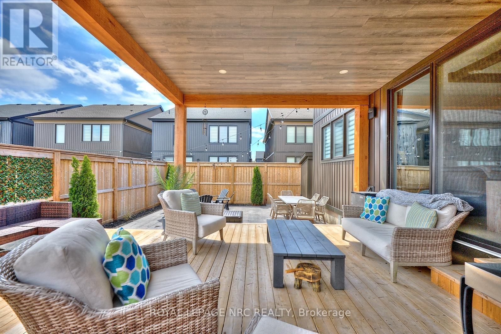 












7456 PARKSIDE ROAD

,
Niagara Falls (Brown),




Ontario
L2H0K7

