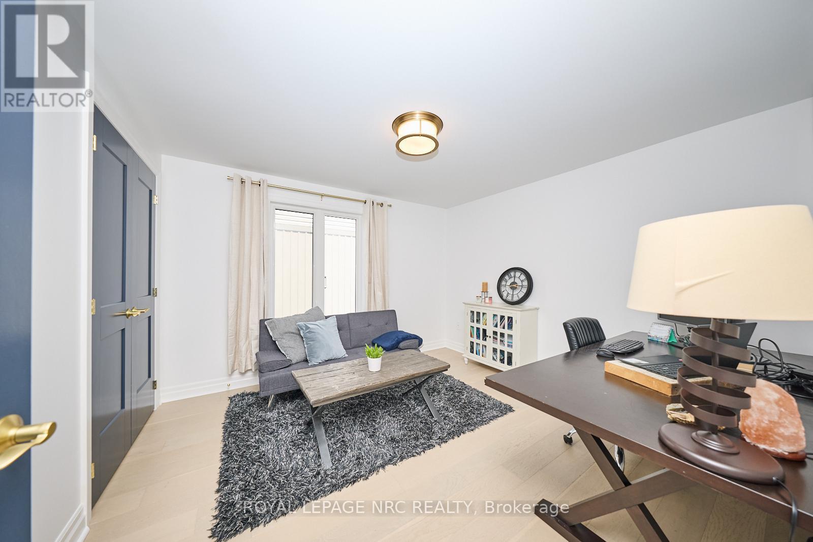 












7456 PARKSIDE ROAD

,
Niagara Falls (Brown),




Ontario
L2H0K7

