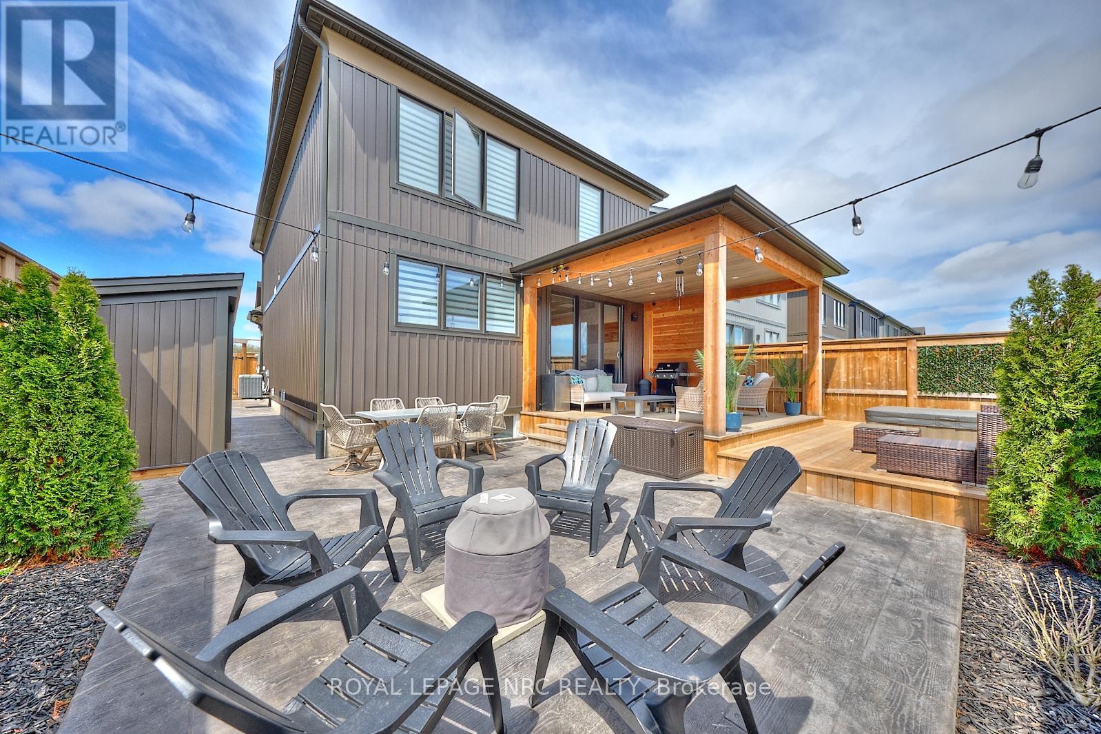 












7456 PARKSIDE ROAD

,
Niagara Falls (Brown),




Ontario
L2H0K7

