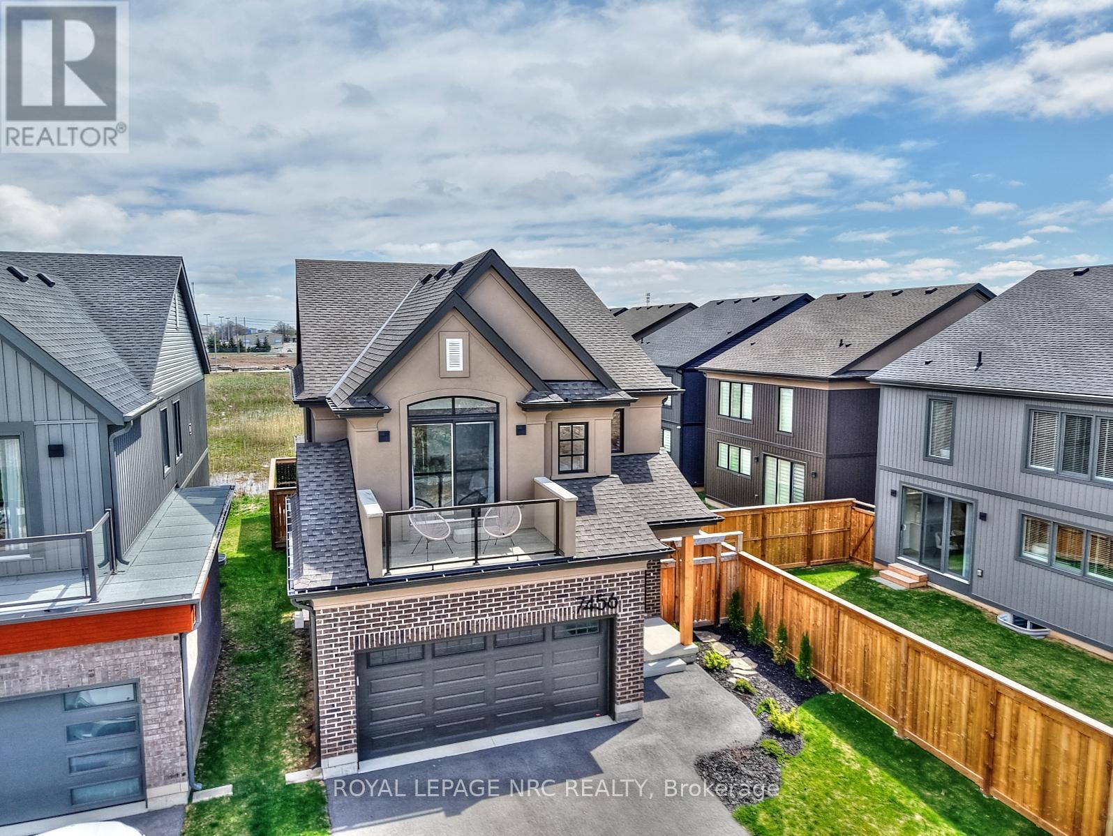












7456 PARKSIDE ROAD

,
Niagara Falls (Brown),




Ontario
L2H0K7

