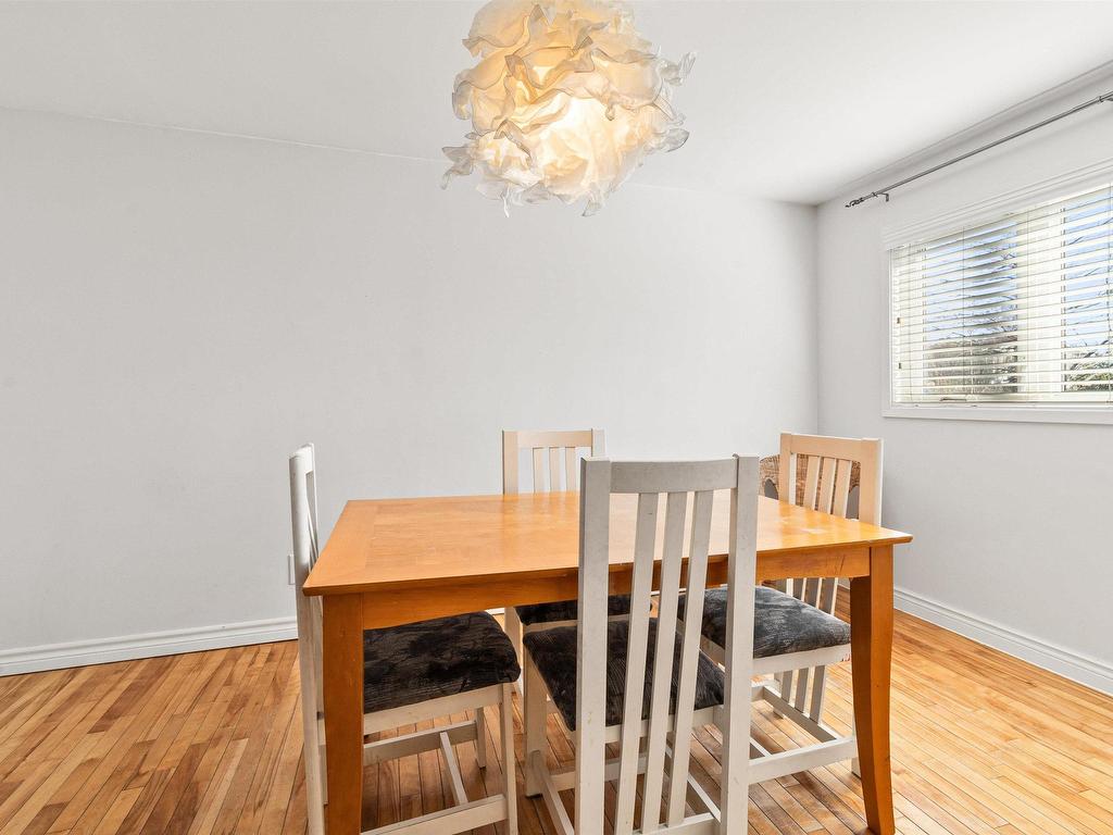 












6 Hillside Court

,
Lower Sackville,




NS
B4E 1B2

