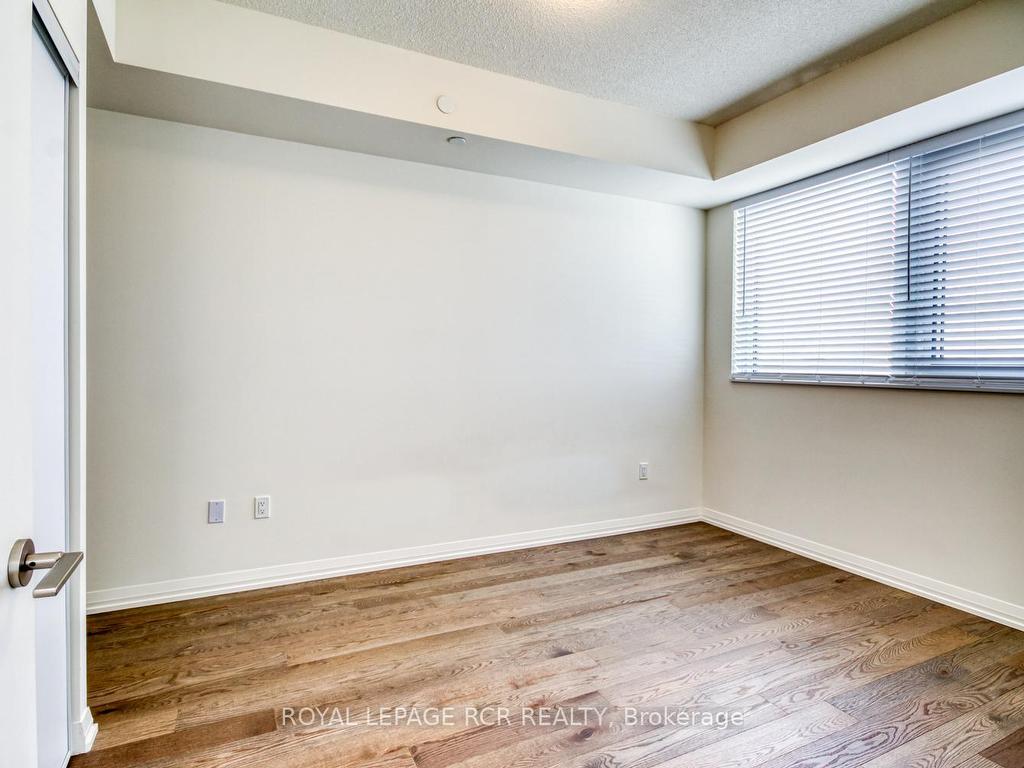 









9000


Jane

Street, 425,
Vaughan,




ON
L4K 0M6


