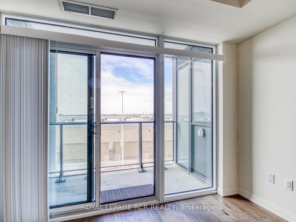 









9000


Jane

Street, 425,
Vaughan,




ON
L4K 0M6

