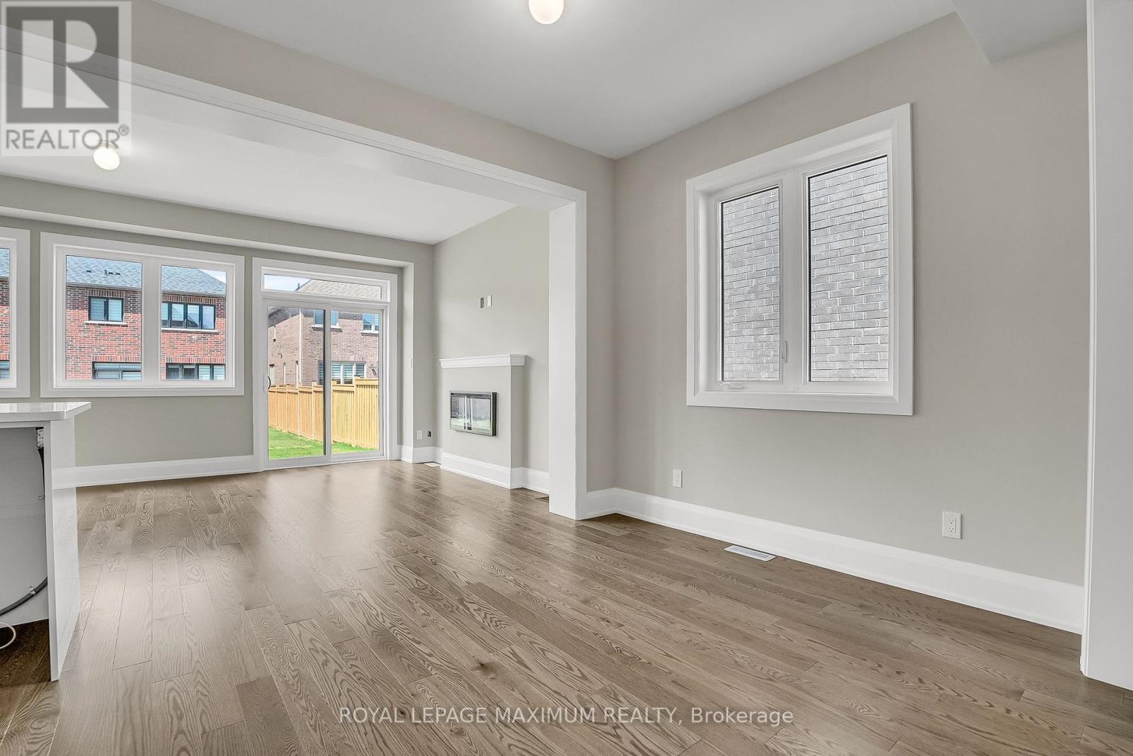 












139 CLOSSON DRIVE

,
Whitby,




Ontario
L1P0M7

