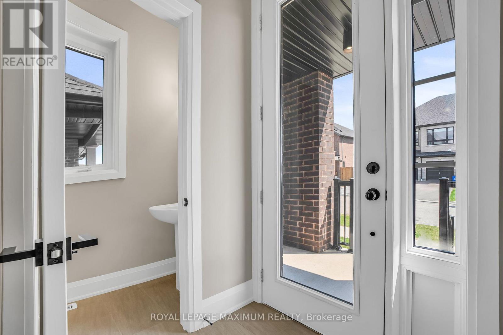 












139 CLOSSON DRIVE

,
Whitby,




Ontario
L1P0M7

