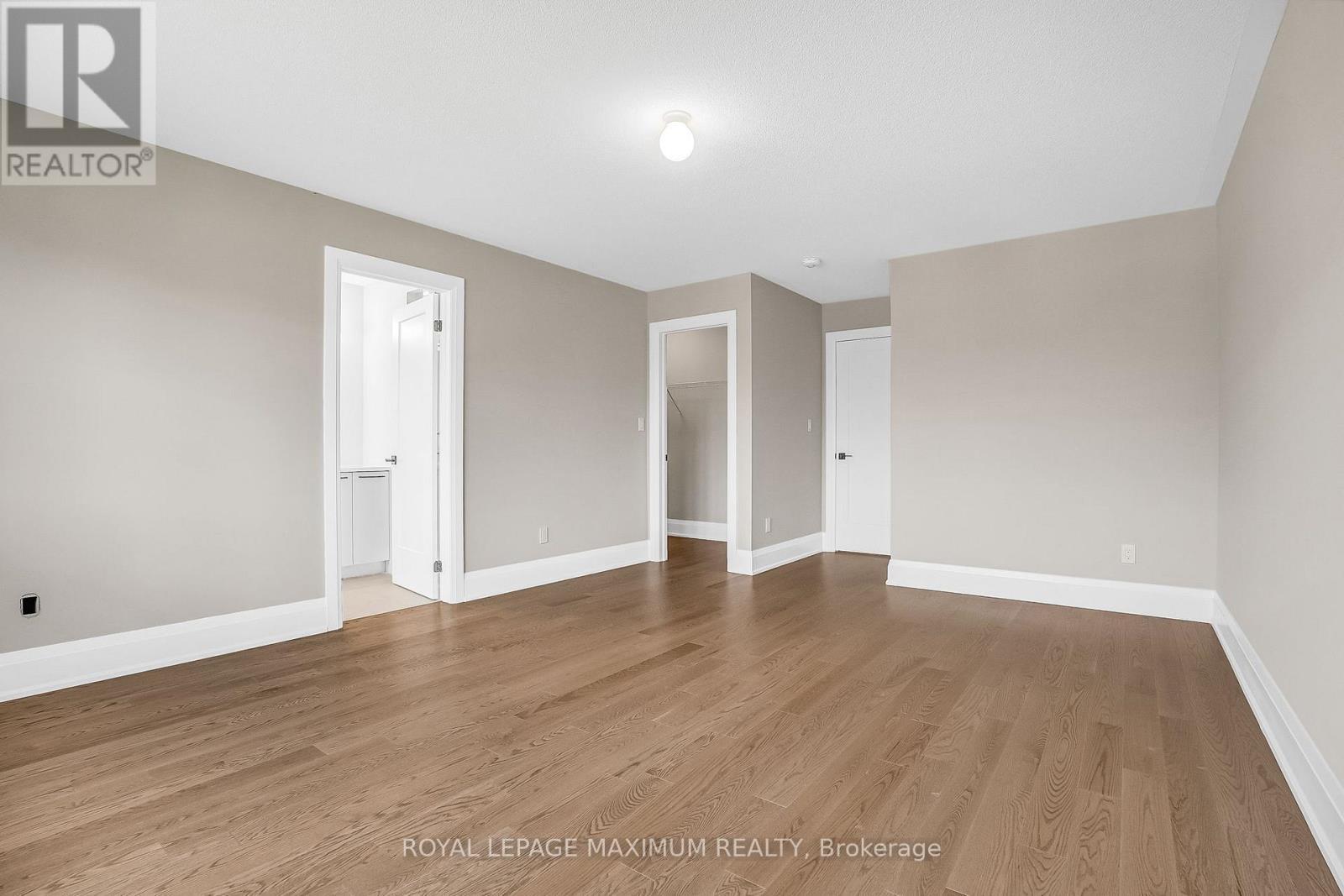 












139 CLOSSON DRIVE

,
Whitby,




Ontario
L1P0M7

