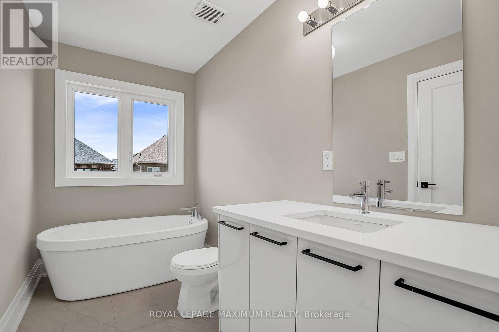 












139 CLOSSON DRIVE

,
Whitby,




Ontario
L1P0M7

