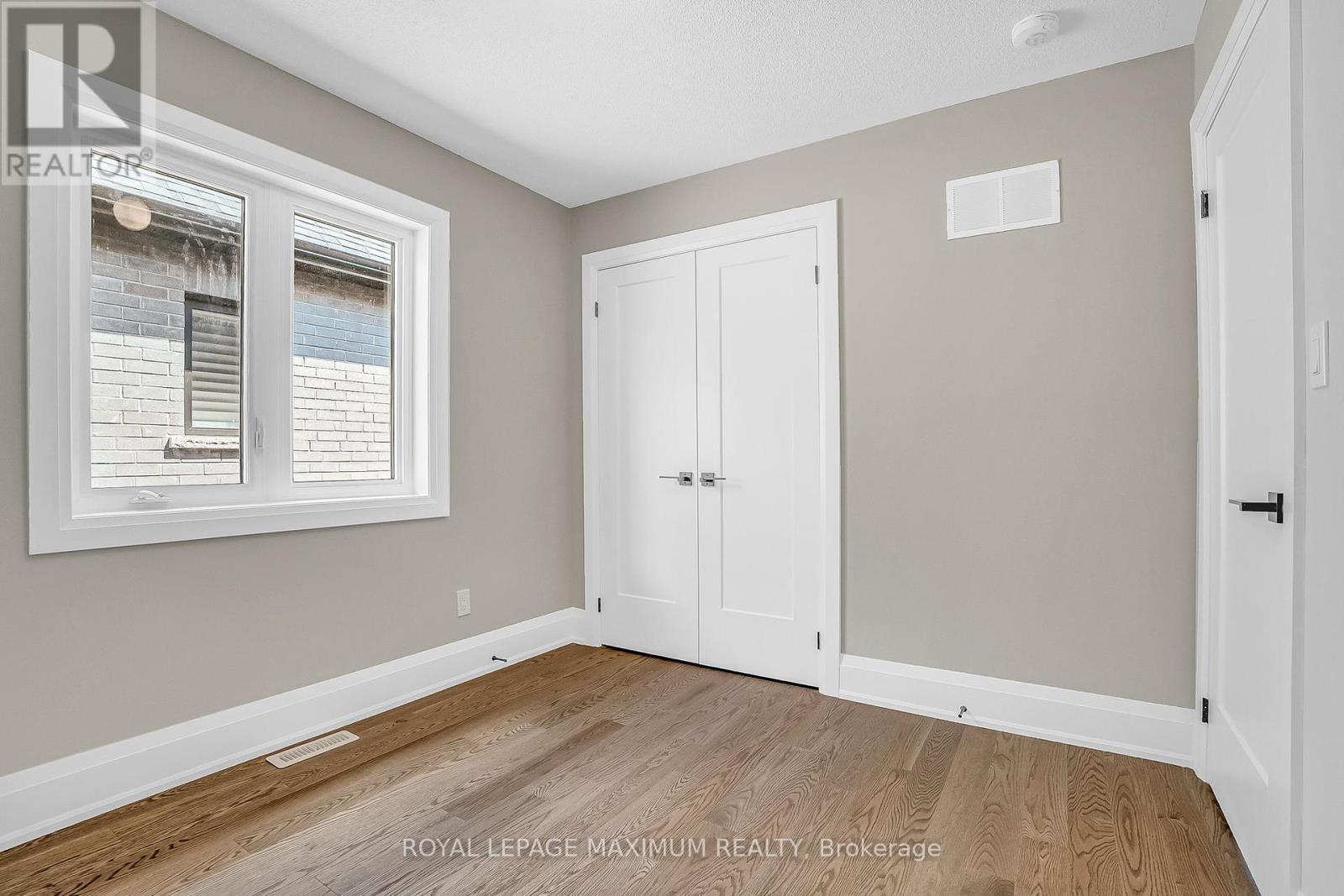 












139 CLOSSON DRIVE

,
Whitby,




Ontario
L1P0M7

