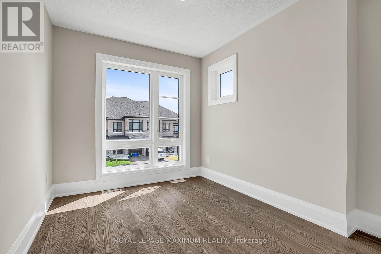 












139 CLOSSON DRIVE

,
Whitby,




Ontario
L1P0M7

