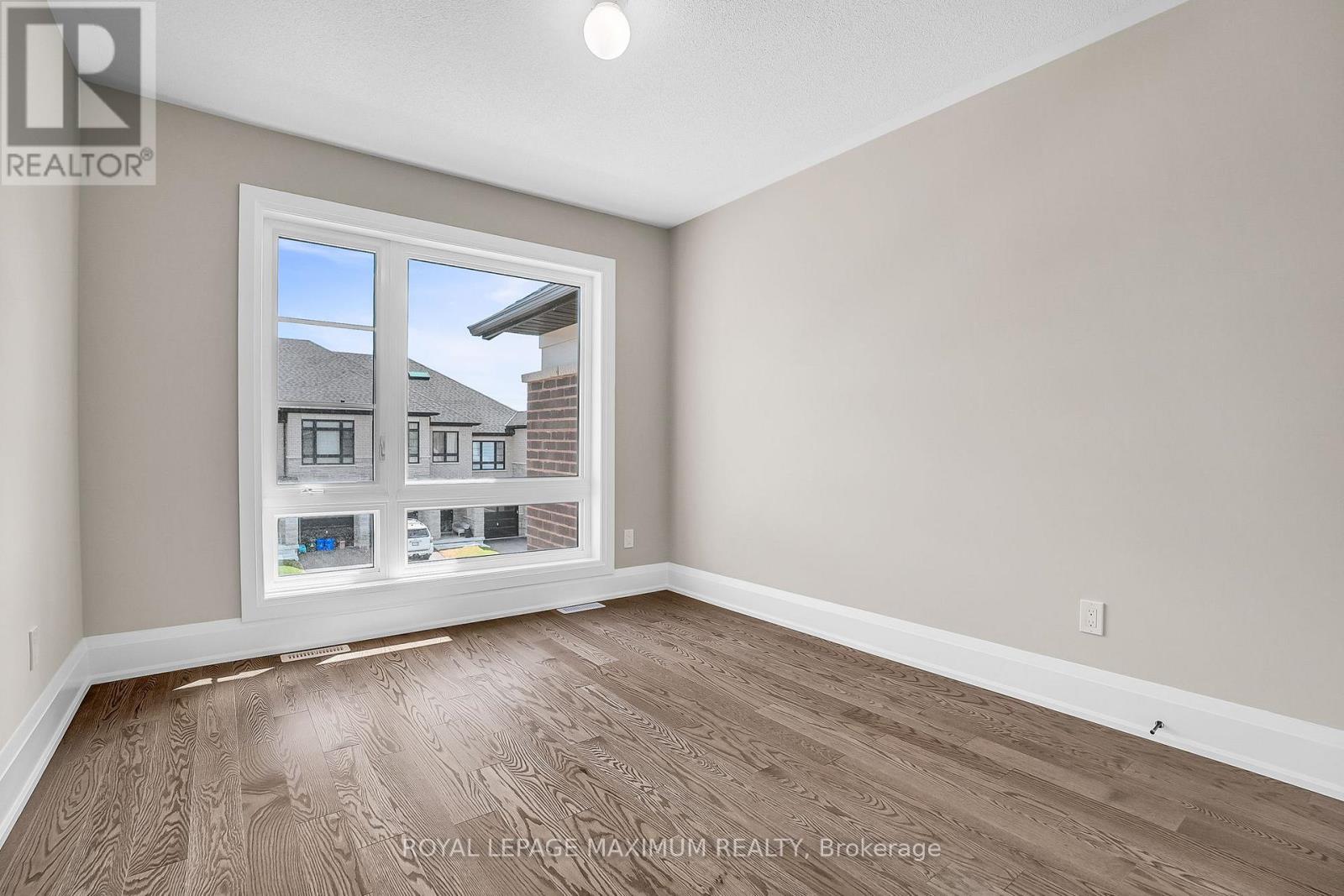 












139 CLOSSON DRIVE

,
Whitby,




Ontario
L1P0M7


