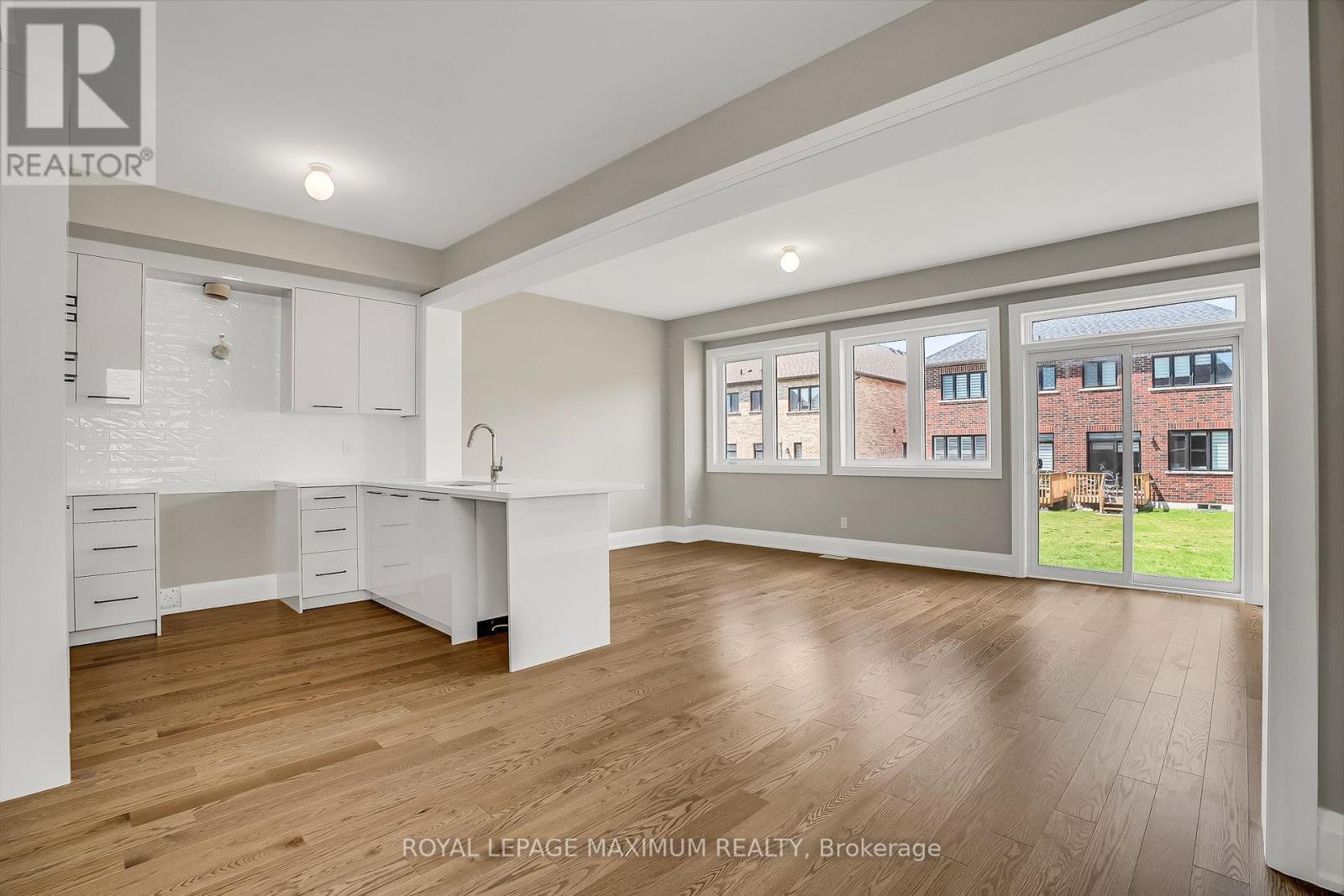 












139 CLOSSON DRIVE

,
Whitby,




Ontario
L1P0M7

