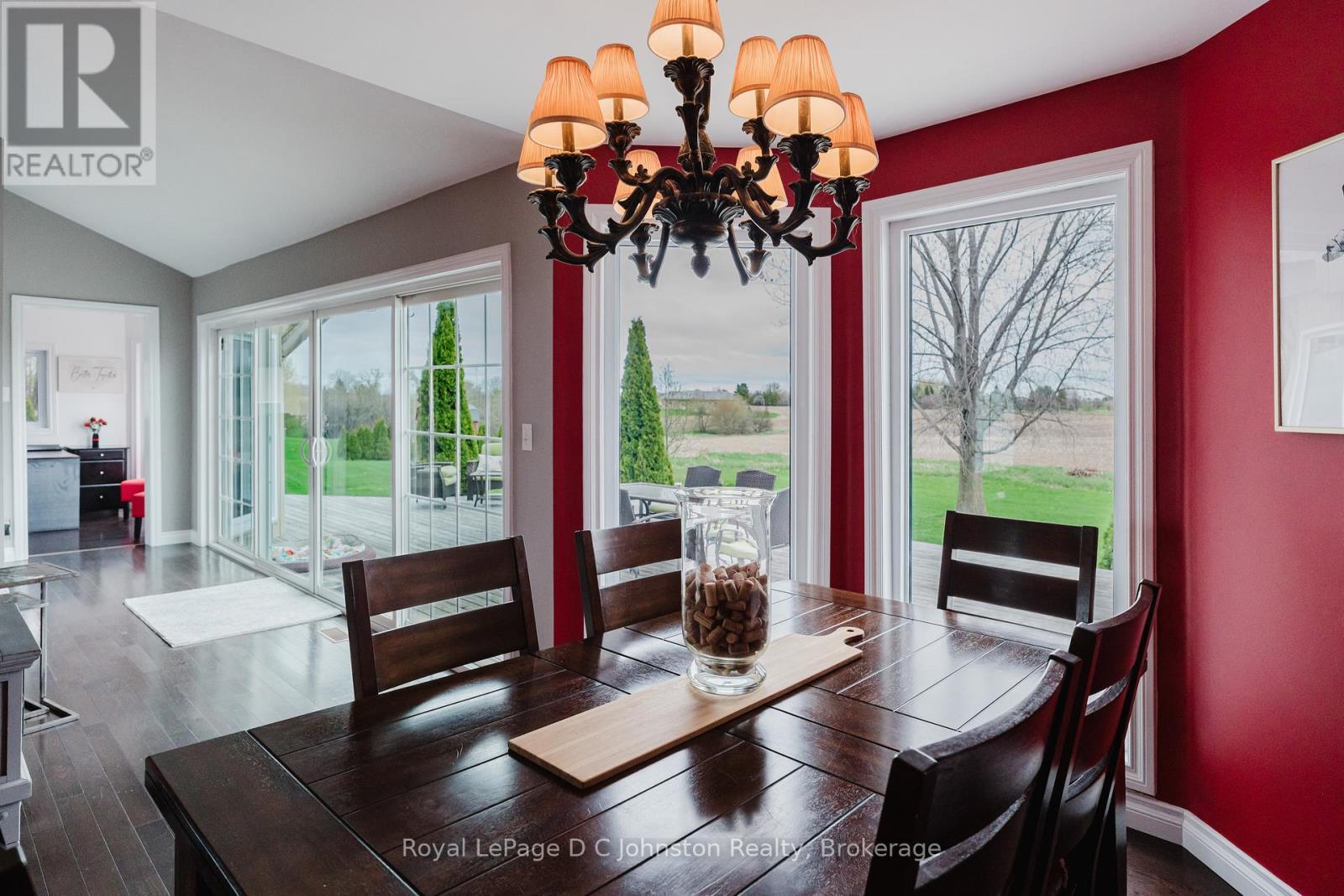












3622 HIGHWAY 21

,
Kincardine,




Ontario
N0G2T0

