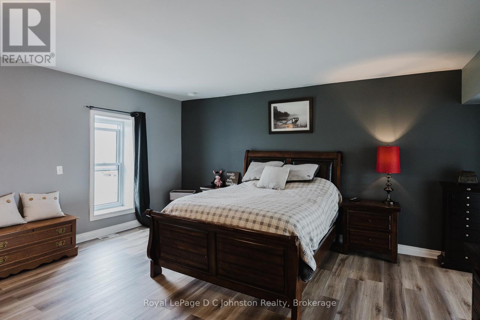 












3622 HIGHWAY 21

,
Kincardine,




Ontario
N0G2T0

