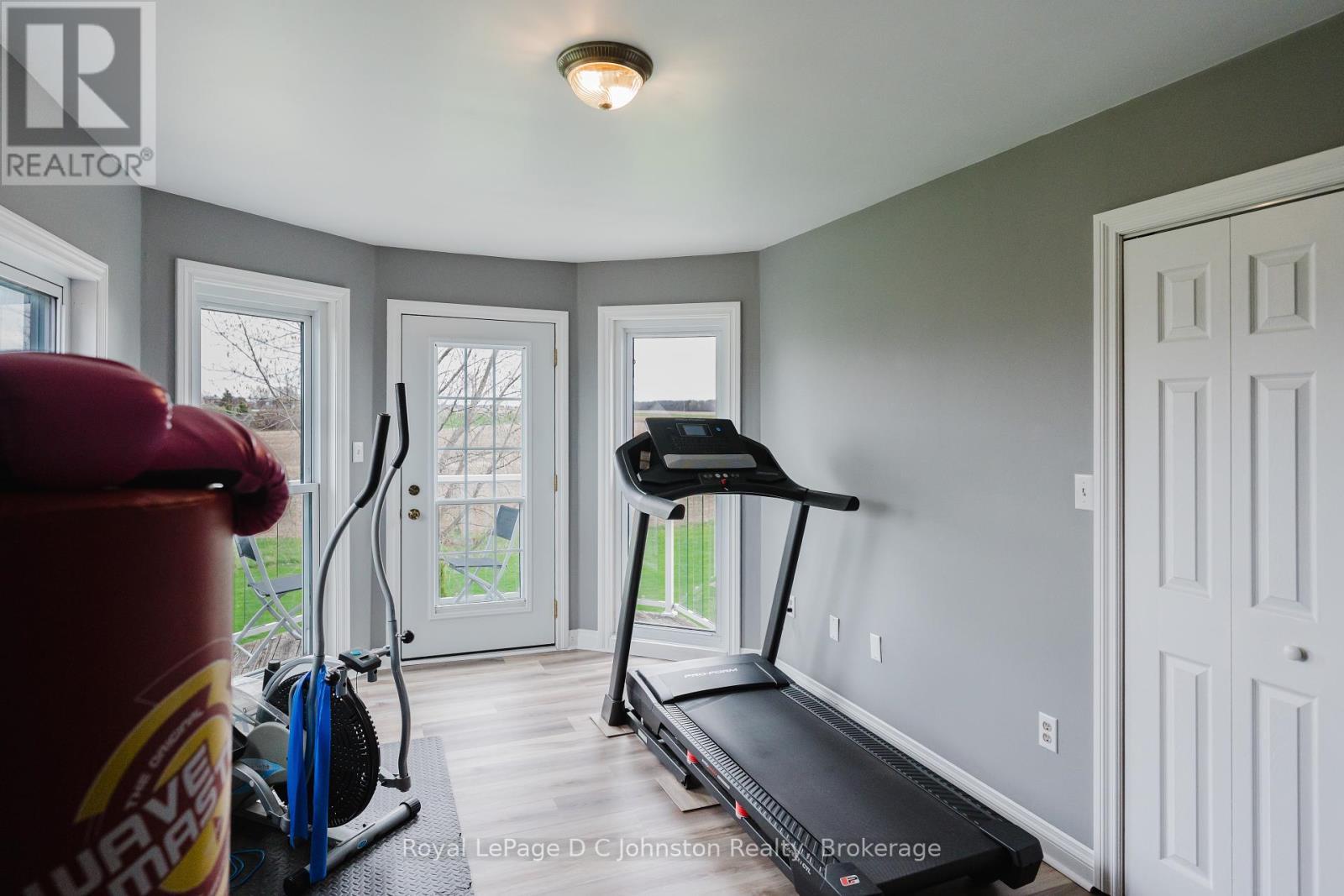 












3622 HIGHWAY 21

,
Kincardine,




Ontario
N0G2T0

